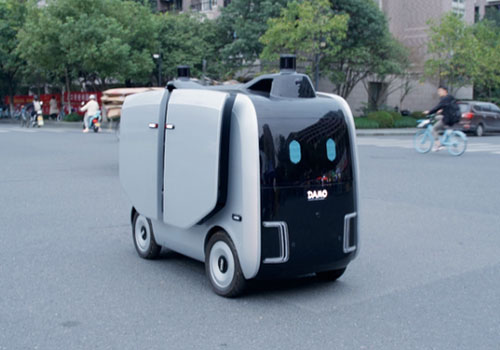 Médias britanniques : la Chine aura plus de robots de livraison sur la route