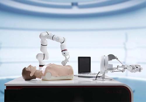 robots intelligents qui peuvent aider les humains en traitement médical
